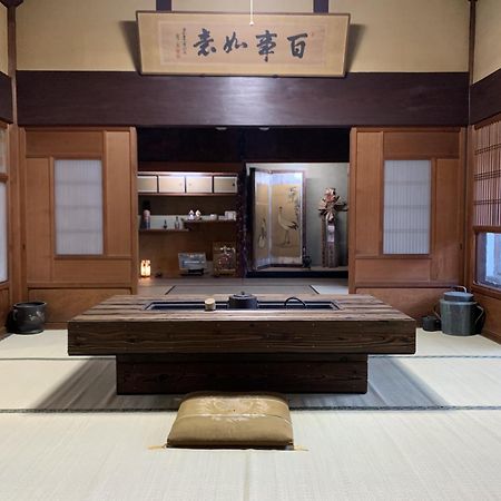 Old Japanese House Hotell Tondabayashi Exteriör bild